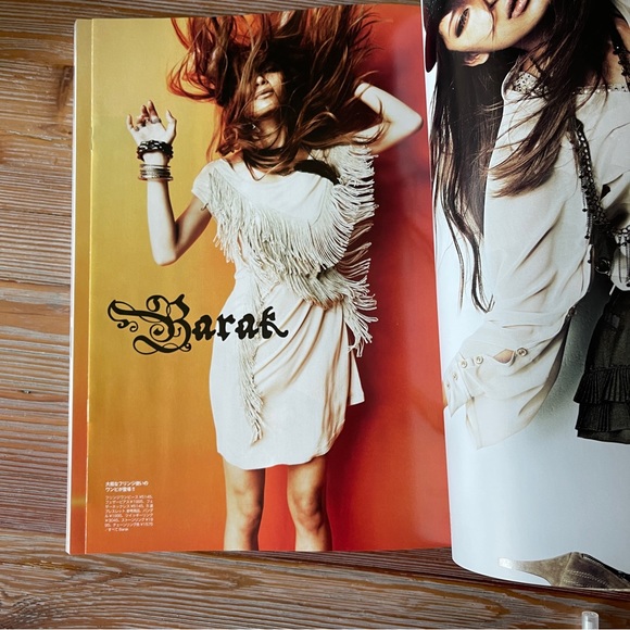 Kawaii! Jelly Magazine - Japanese Style in 2011 Jan-Jun 6 items 😍 - Picture 3 of 16